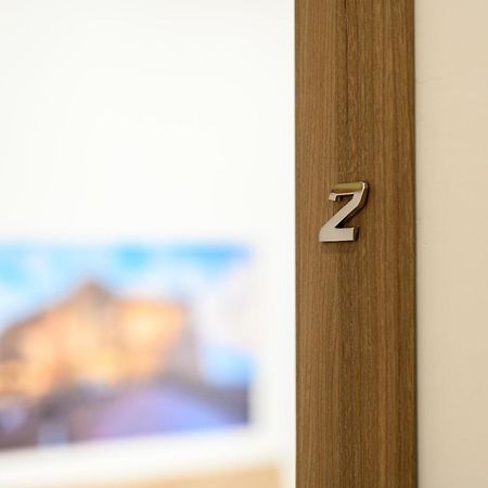 Domus Romeo Apartment Napoli Bagian luar foto